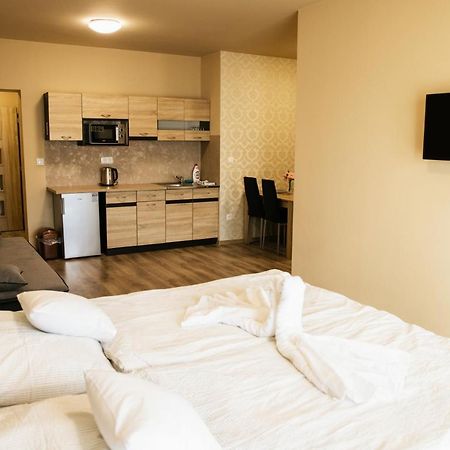 Jazmin Apartmany Veľký Meder Exterior foto