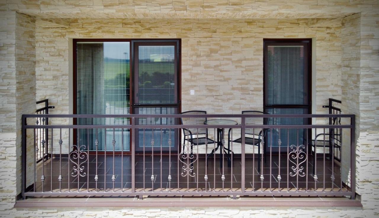 Jazmin Apartmany Veľký Meder Exterior foto